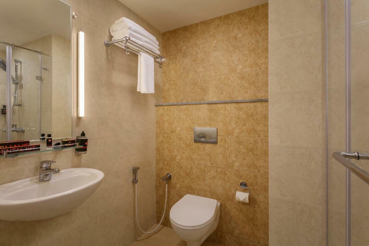 Hotel Ginger Sānand Esterno foto