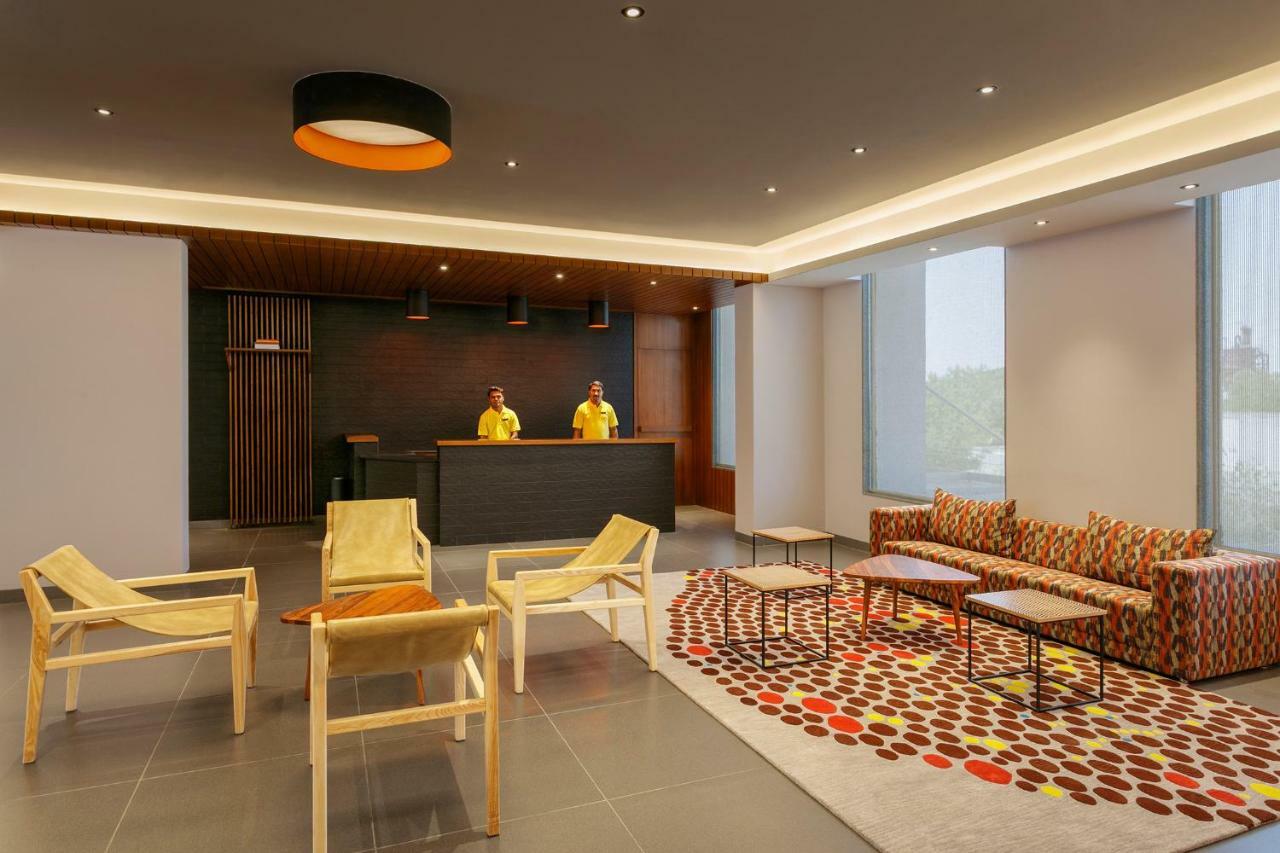Hotel Ginger Sānand Esterno foto